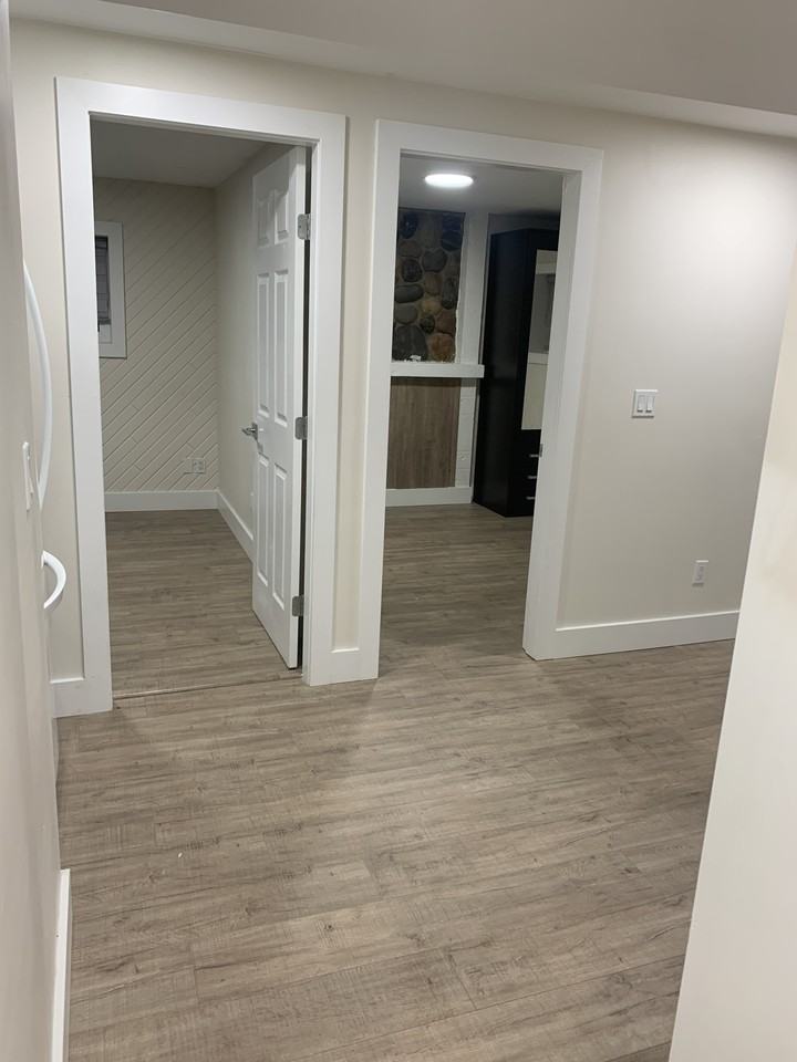 4994 207 Street - Photo 5 of 8