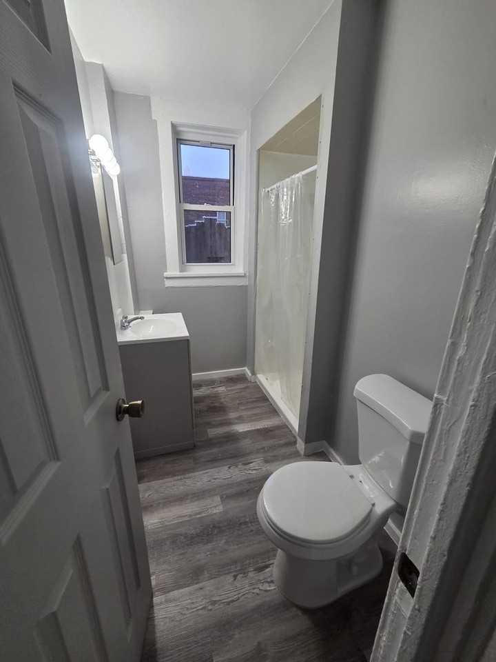 101 Burgess Pl. - Photo 2 of 14