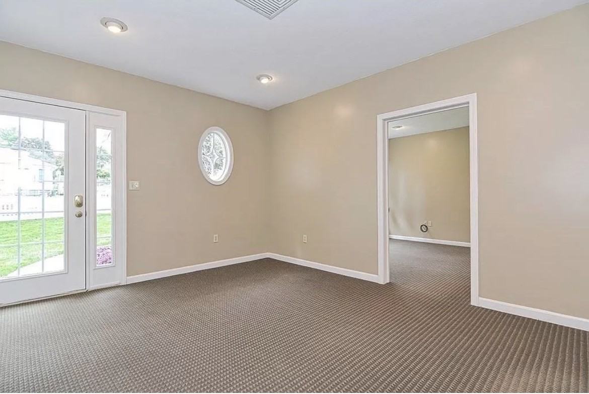 185 June St #NA - Photo 4 of 18