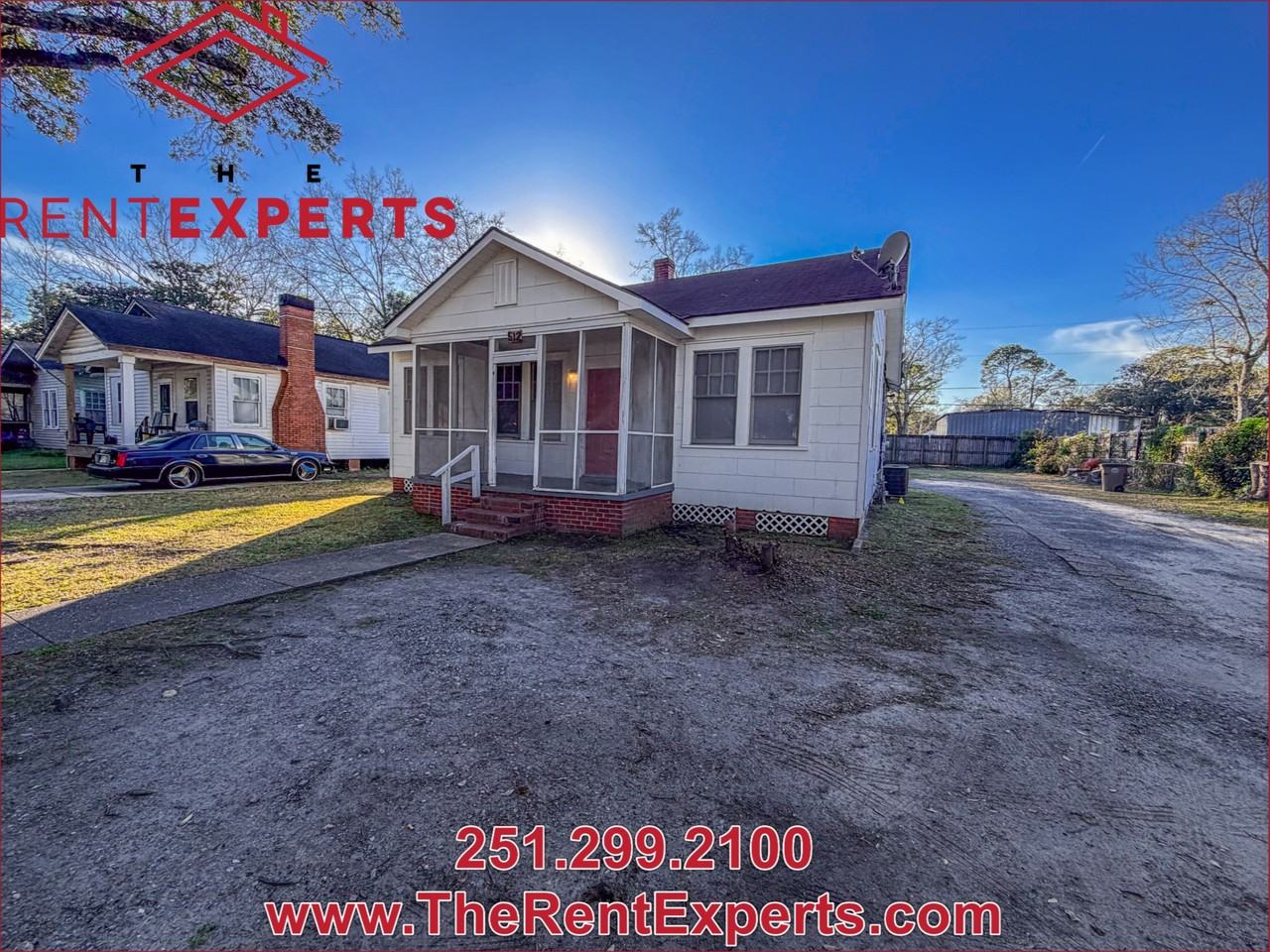 512 Williams Street - Main House #MAIN - Photo 3 of 22