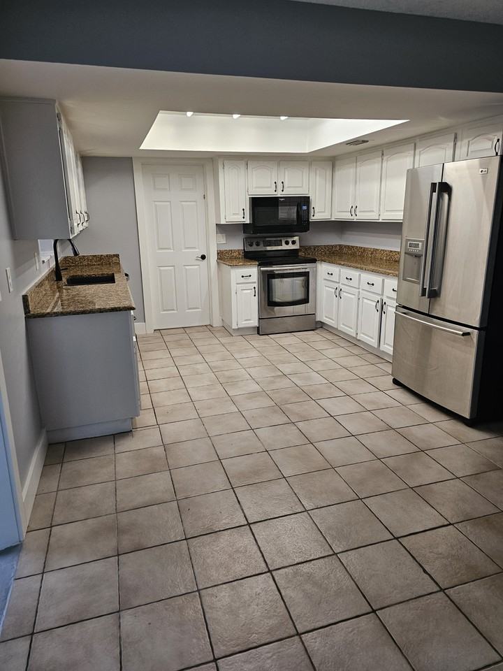 6107 Hickory Dr #NA - Photo 3 of 19