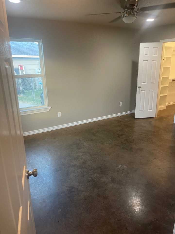 133 Quail Meadows Dr #1 - Photo 5 of 11