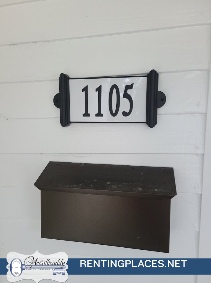 1105 Heard Ave #NA - Photo 3 of 17