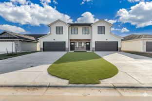 3624 E Longlake St - Photo 1 of 1