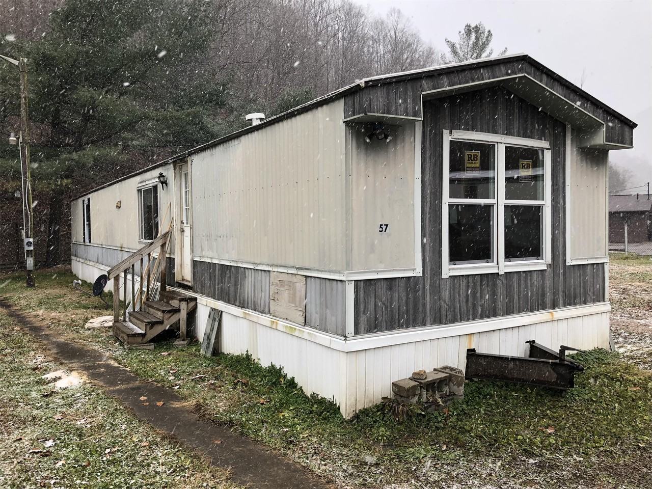 57 Volewood Ln #1 - Photo 5 of 19