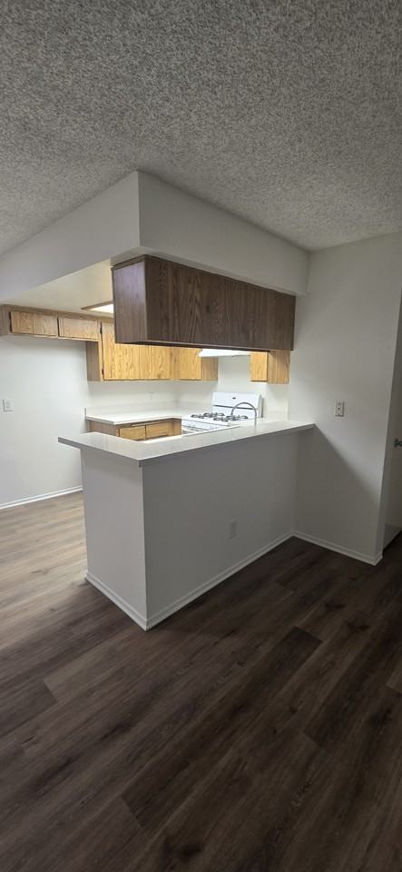 3821 Franklin Ave #19 - Photo 4 of 16