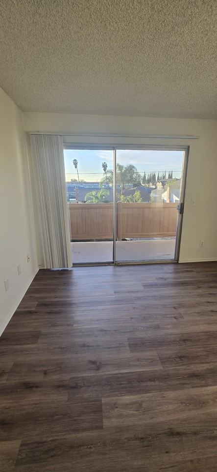 3821 Franklin Ave #19 - Photo 6 of 16