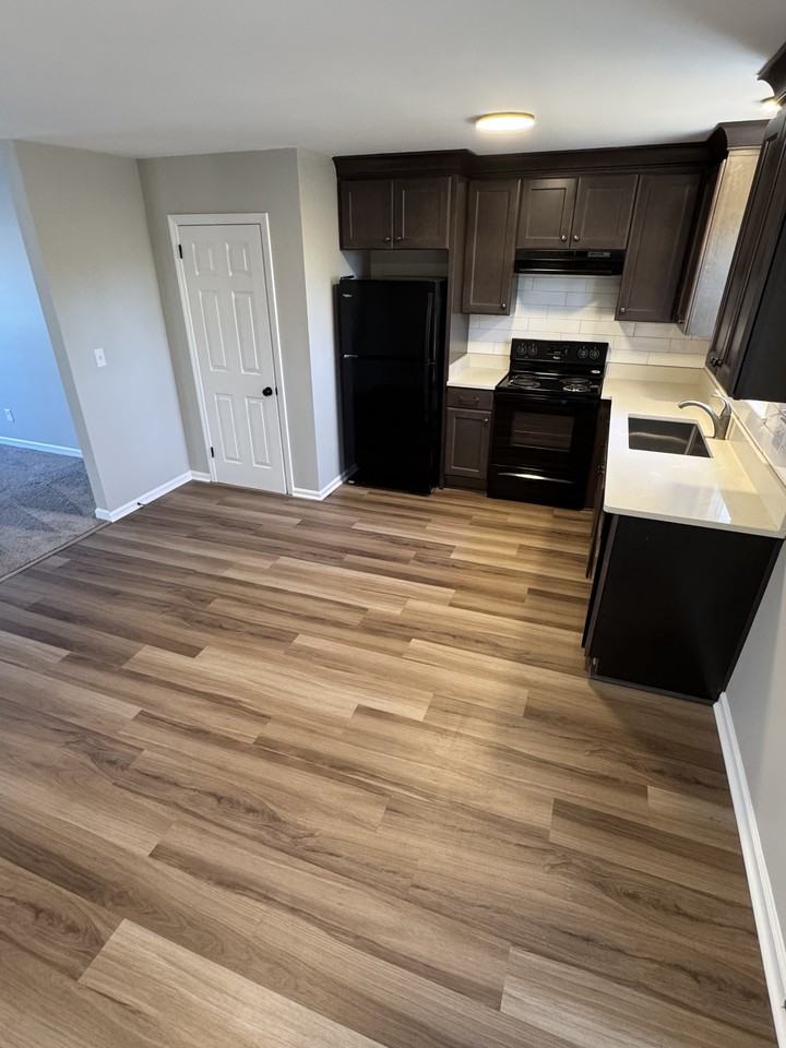 1010 Ridgeway Ave #3 - Photo 5 of 21