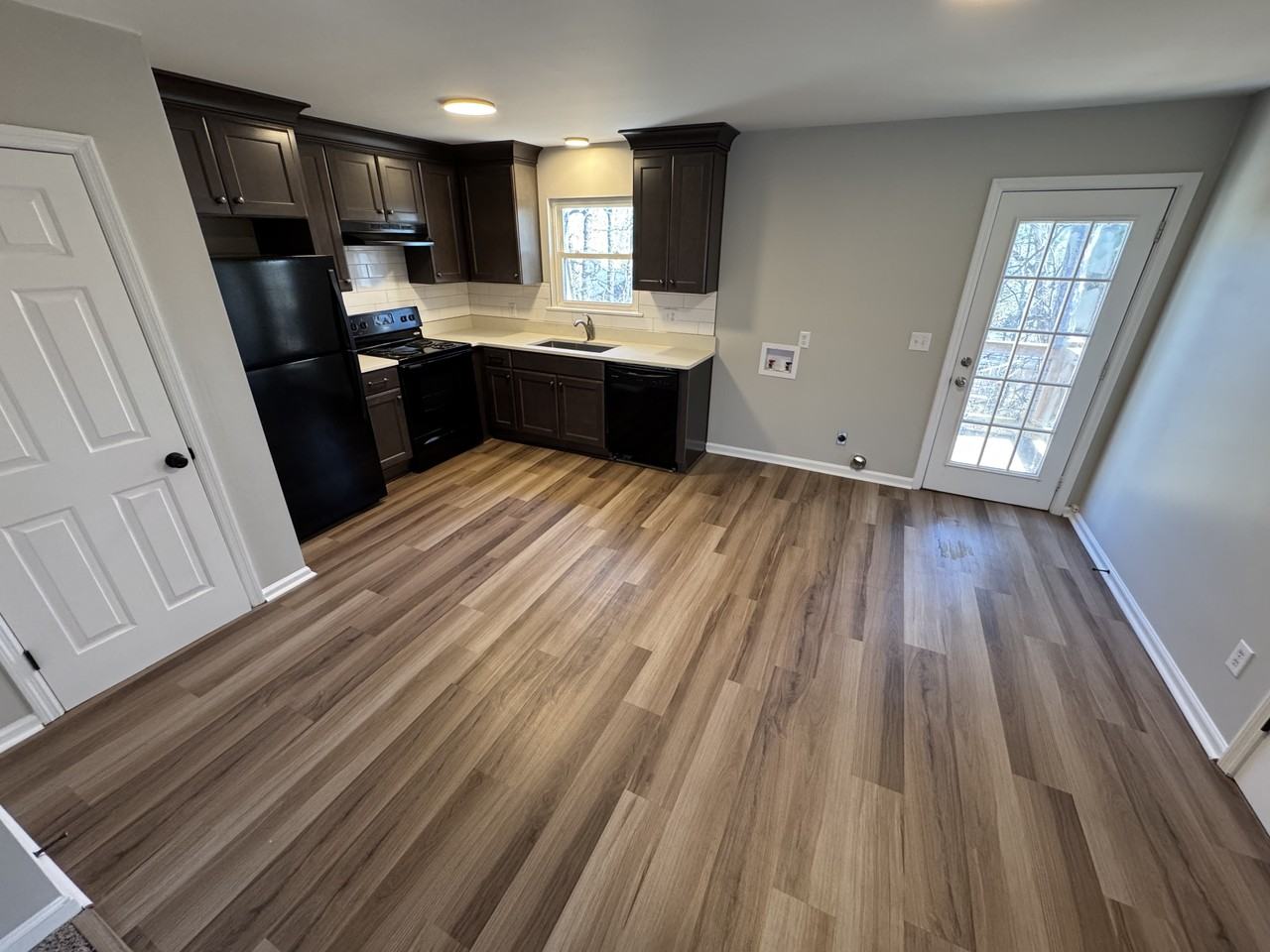 1010 Ridgeway Ave #3 - Photo 7 of 21