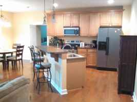 featured image of 25 S Hanover St #4