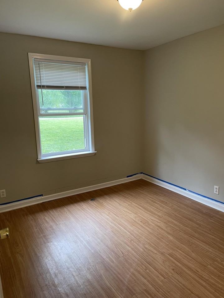 911 Riviera Dr #1 - Photo 3 of 3