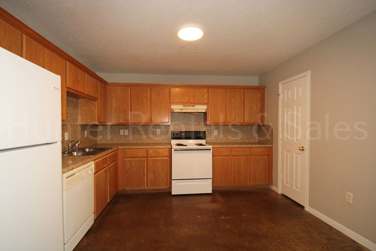 4106 Primrose Dr Unit A - Photo 7 of 20