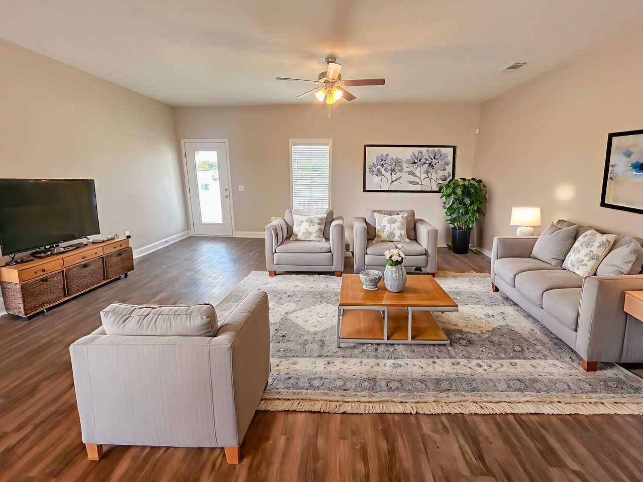 79 Stockyard Rd #1 - Photo 2 of 7