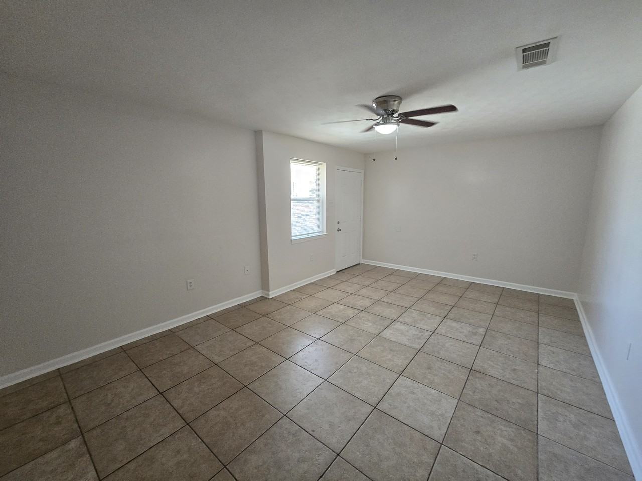 2006 Chalona Ln Apt 3b #3B - Photo 2 of 19