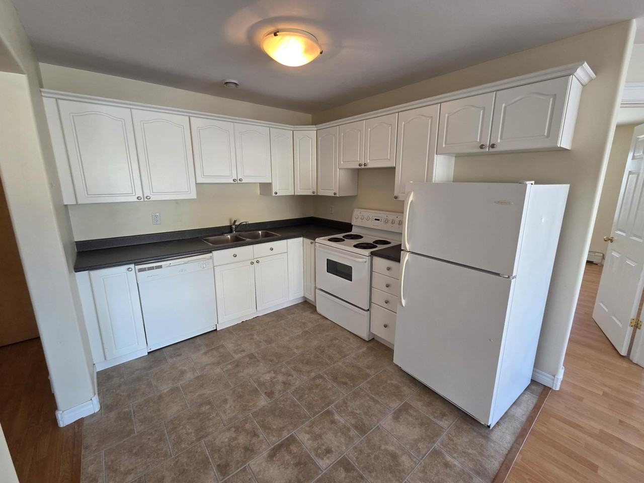 15 Magazine St #208 - Photo 4 of 22