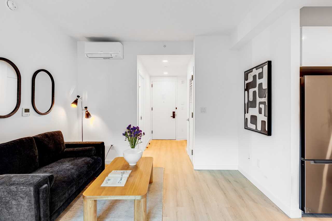 The Highland - Photo 2 of 51