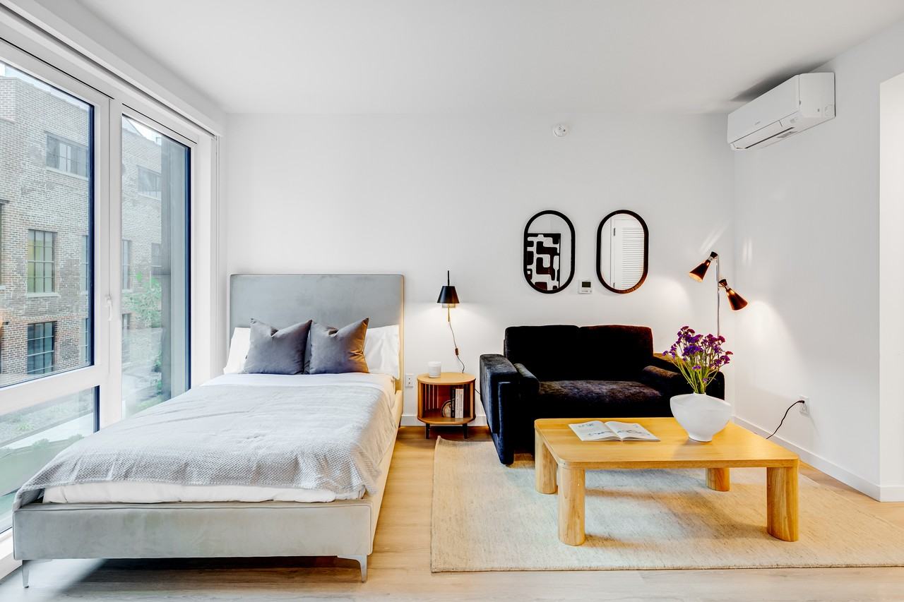 The Highland - Photo 3 of 51