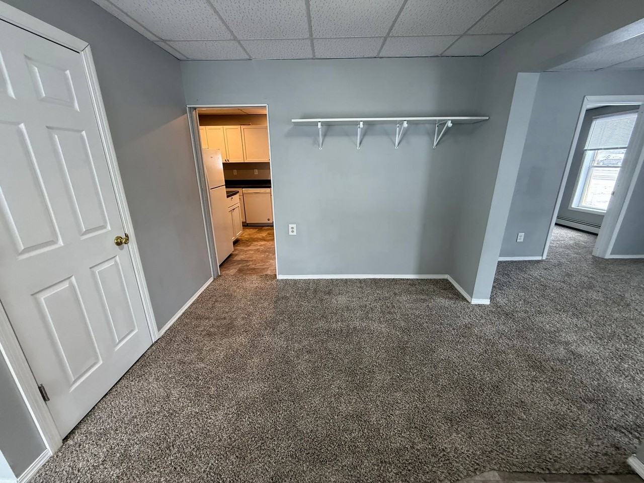 413 4th St Ne - Photo 3 of 18