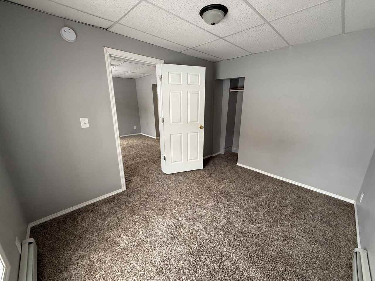 413 4th St Ne - Photo 6 of 18