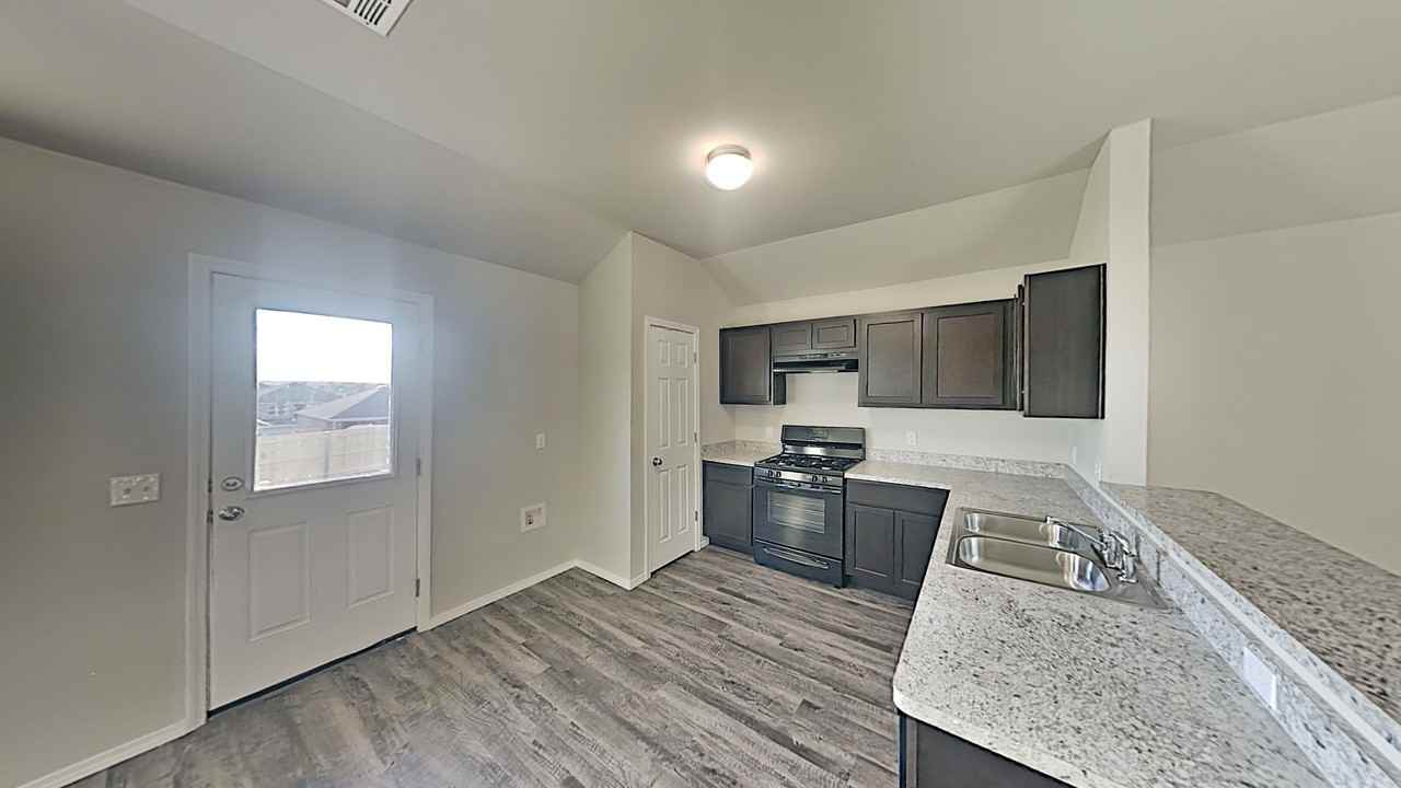 4325 Umbria Rd - Photo 7 of 16