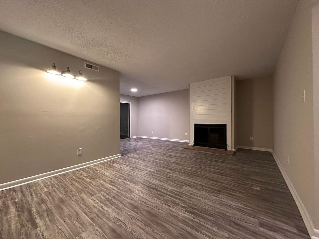 20 S Onsville Pl - Photo 3 of 28