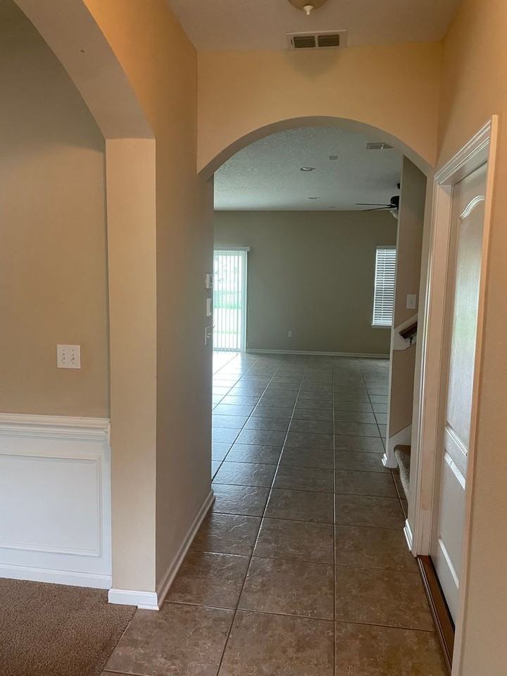 247 Shetland Dr - Photo 4 of 27