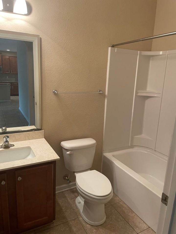 247 Shetland Dr - Photo 7 of 27