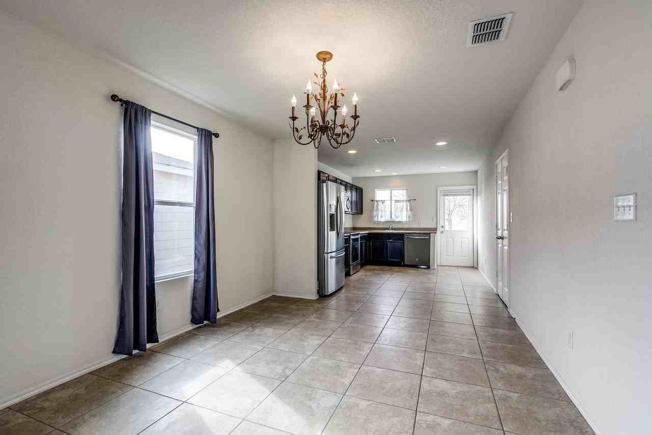 10810 Gunsel Trl - Photo 7 of 30