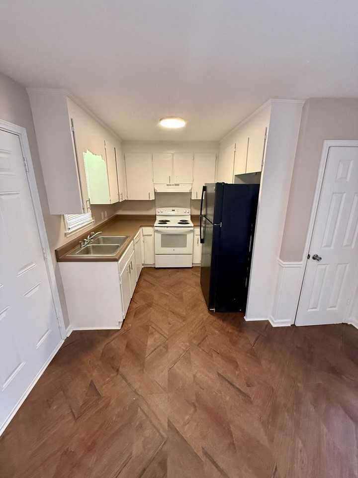 Clinton Rd - Photo 5 of 14