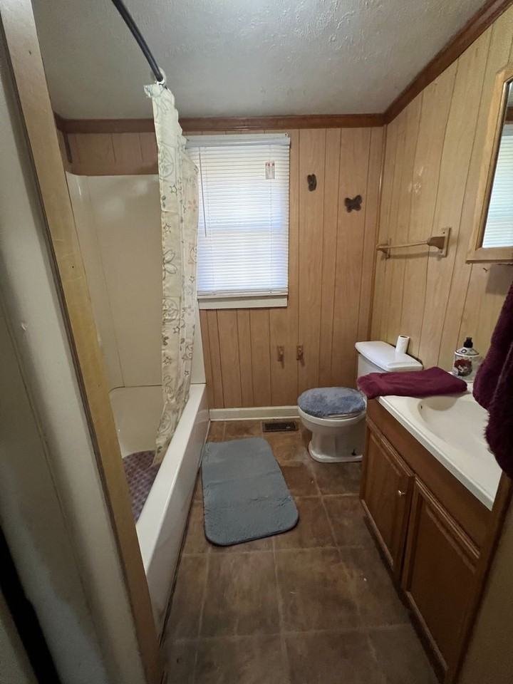 1020 Fairground Rd - Photo 5 of 5