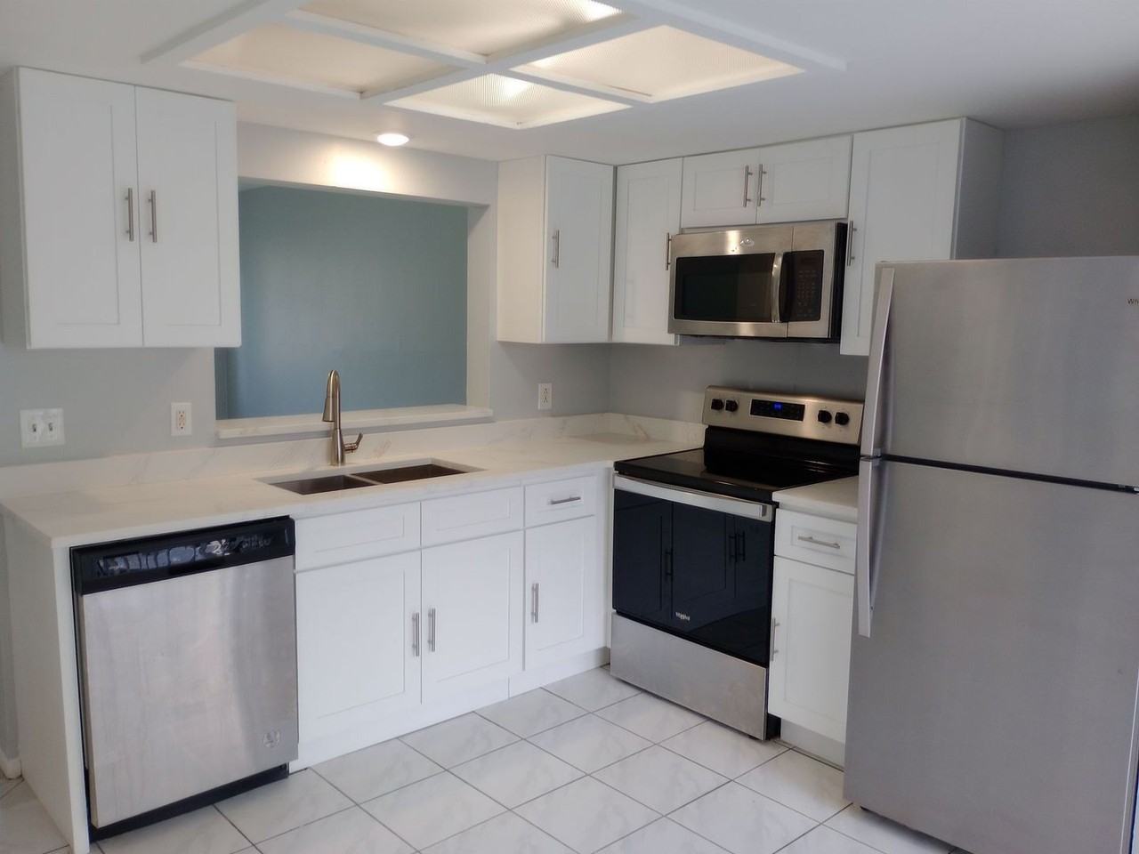 12164 Pepperdine Pl - Photo 4 of 13