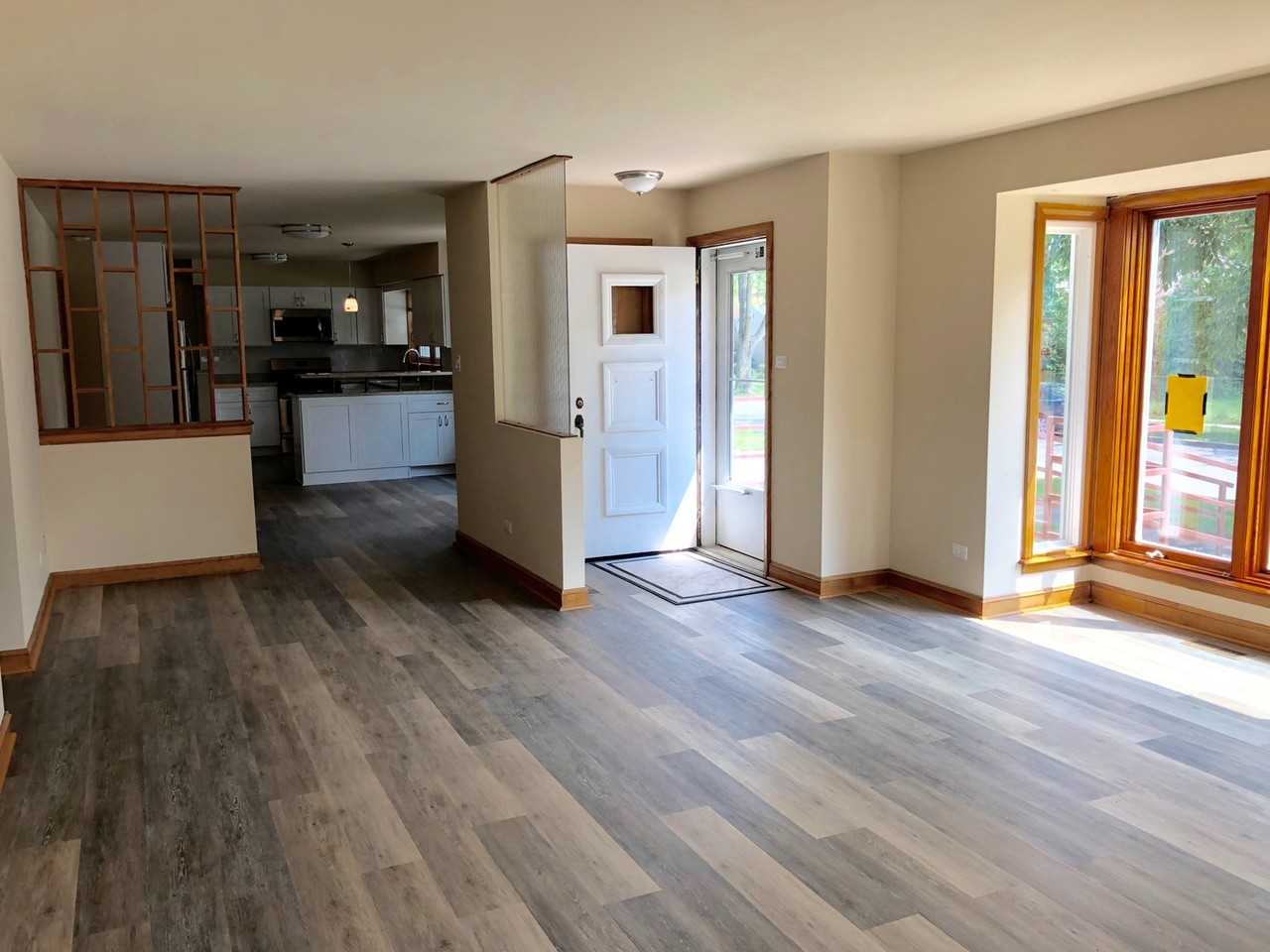 4165 Maple Ave - Photo 7 of 22