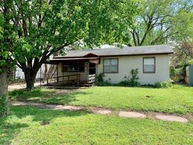 3024 S Saint Paul Ave - Photo 1 of 1