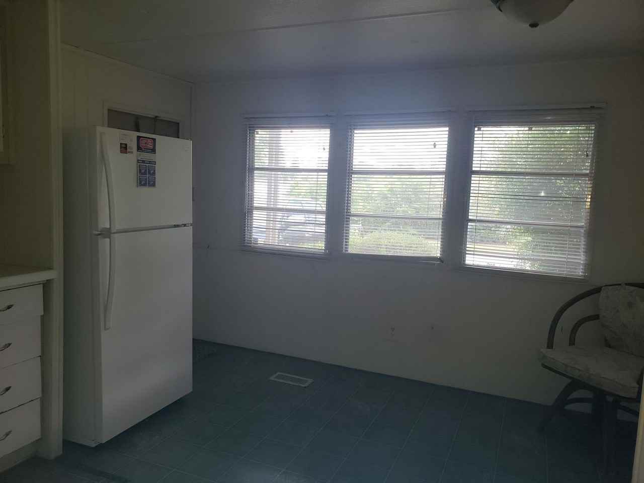 5711 Sw 64th Street Rd - Photo 4 of 14