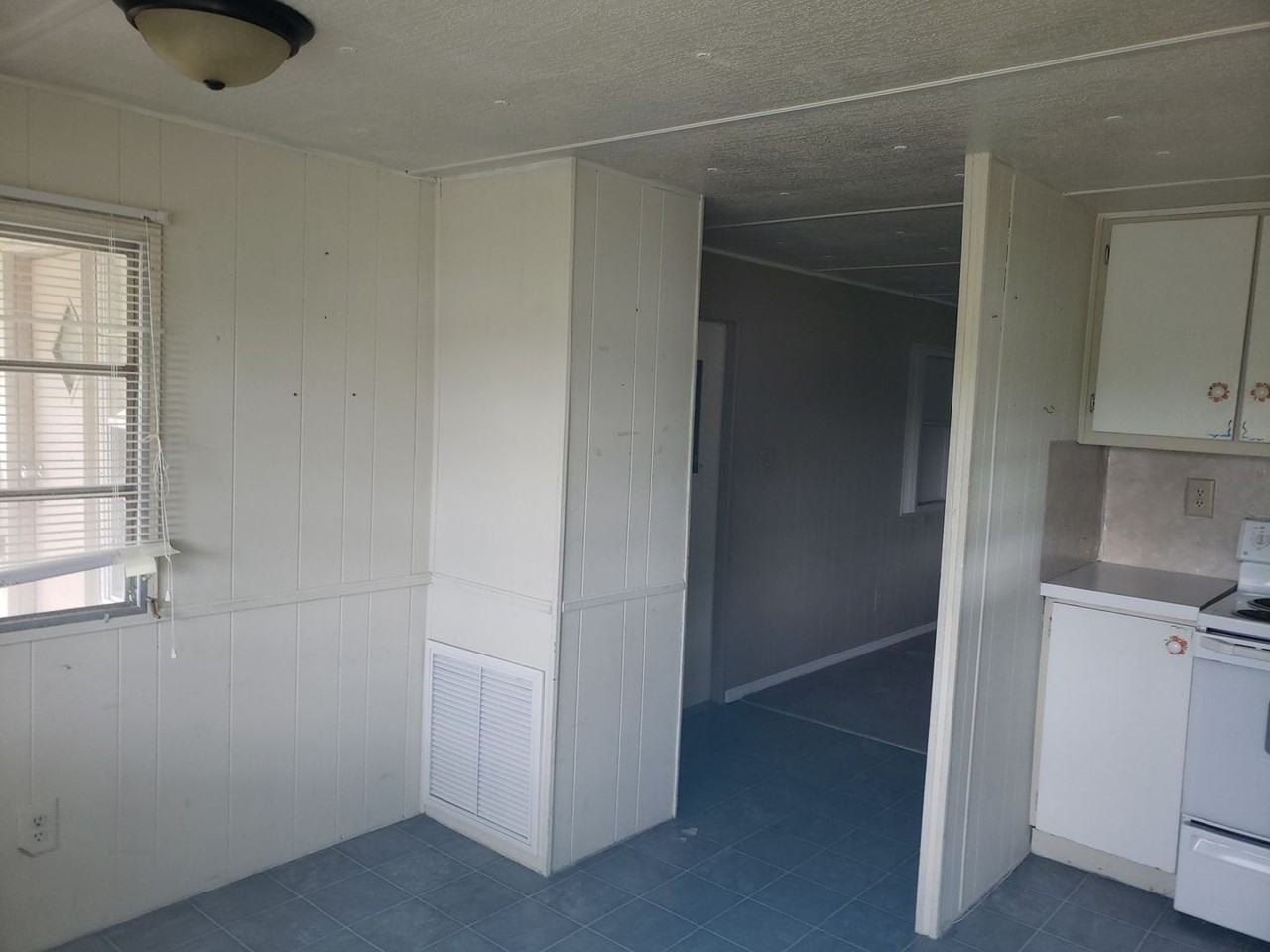 5711 Sw 64th Street Rd - Photo 6 of 14