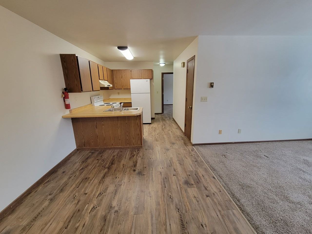 1032 Imperial Circle - Photo 2 of 16