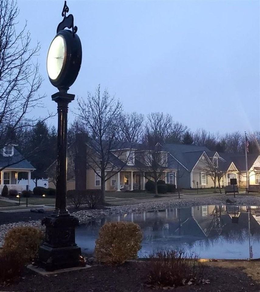 642 S 23rd St - Photo 6 of 24