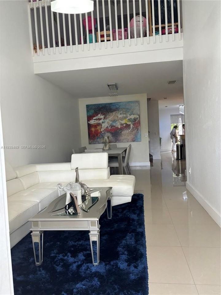 10788 Nw 74th Ln - Photo 5 of 14