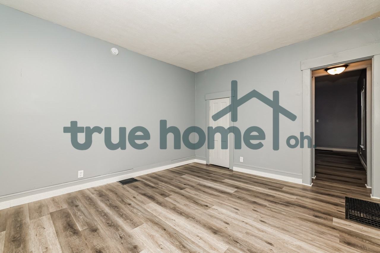 710 S Mulberry St #712 - Photo 4 of 15