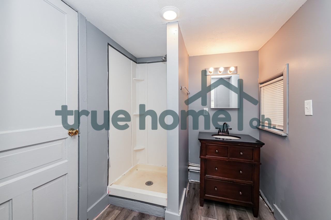 710 S Mulberry St #712 - Photo 7 of 15