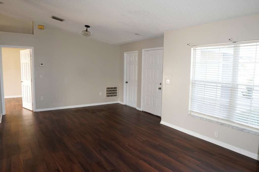 3175 Victoria Dr #1 - Photo 2 of 20