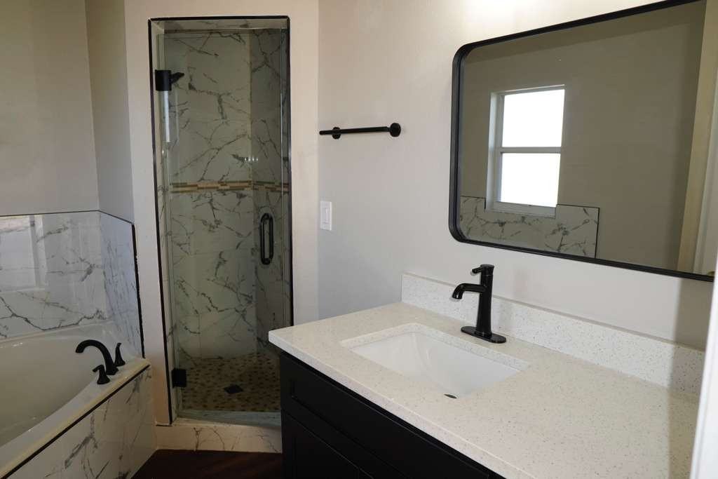 3175 Victoria Dr #1 - Photo 7 of 20