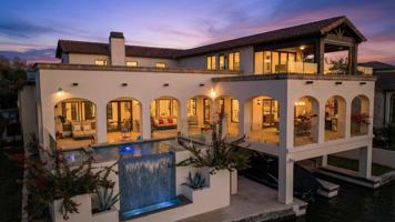 featured image of 127 Applehead Island Dr #1