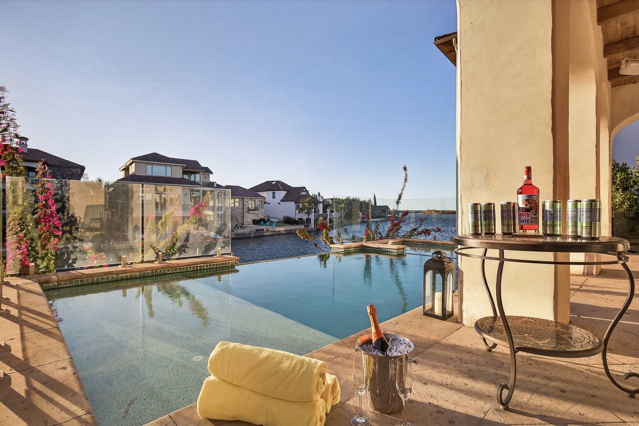 127 Applehead Island Dr #1 - Photo 5 of 30