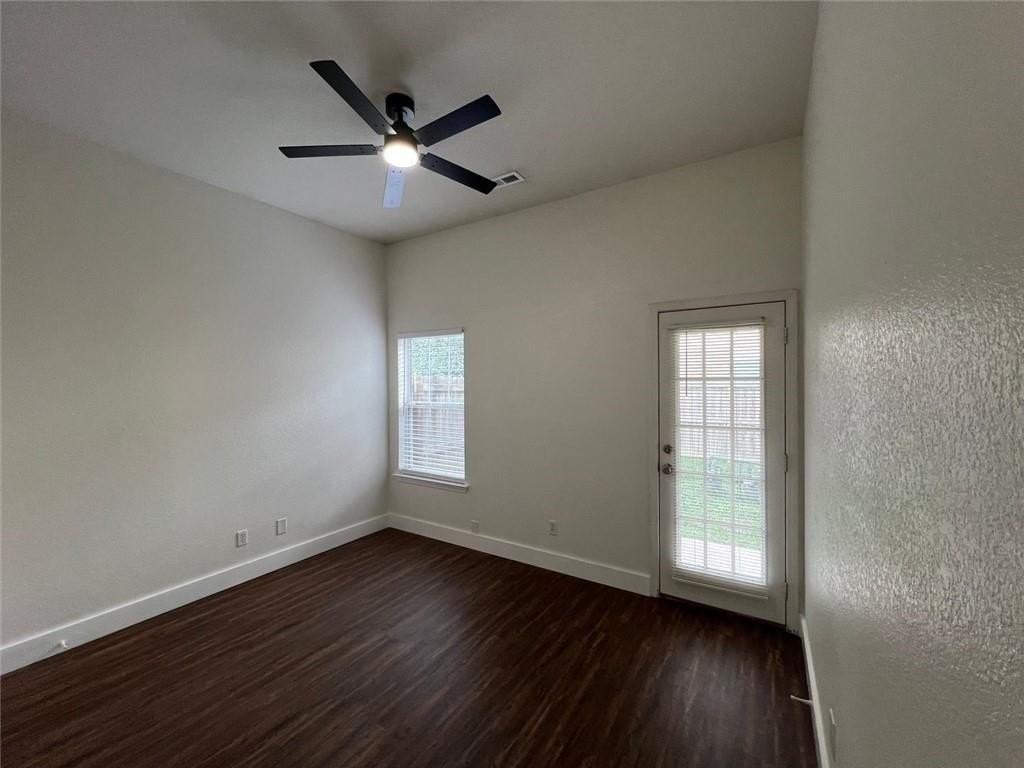 985 N Daisy Ln - Photo 6 of 17