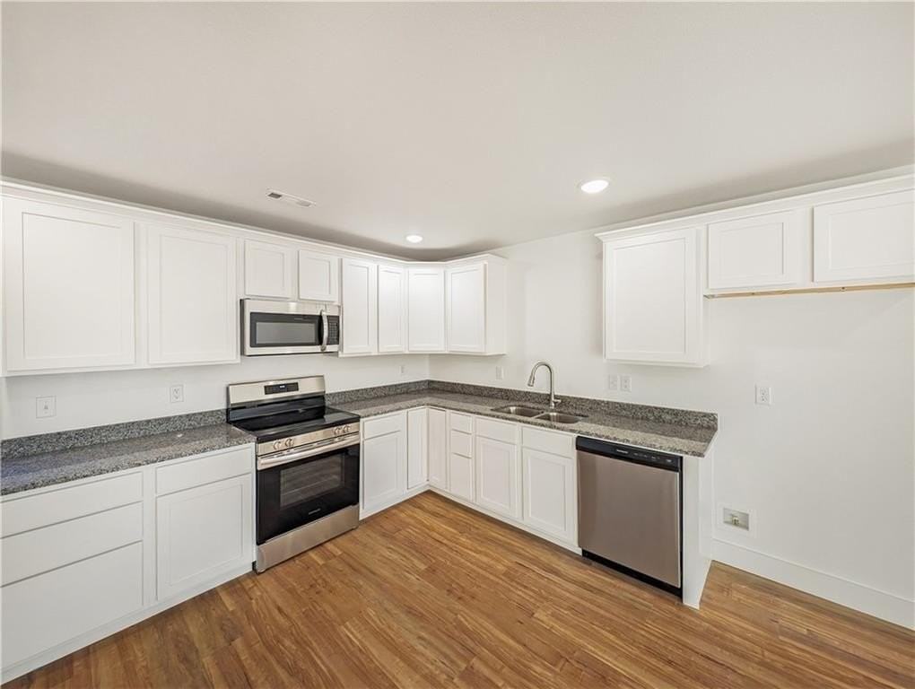 1214 Nedra Dr #A - Photo 3 of 24