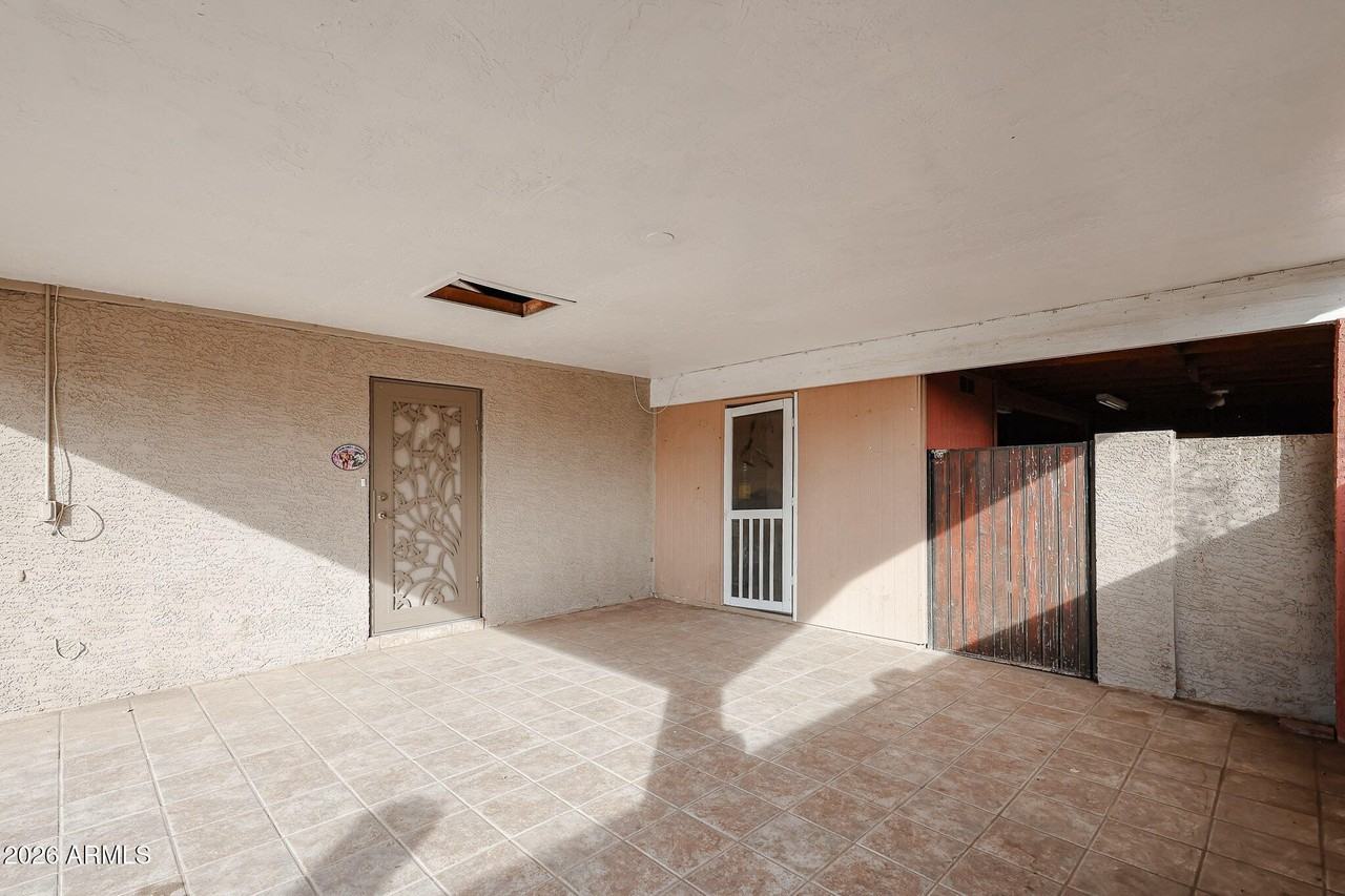 93 S 95th St - Photo 6 of 46