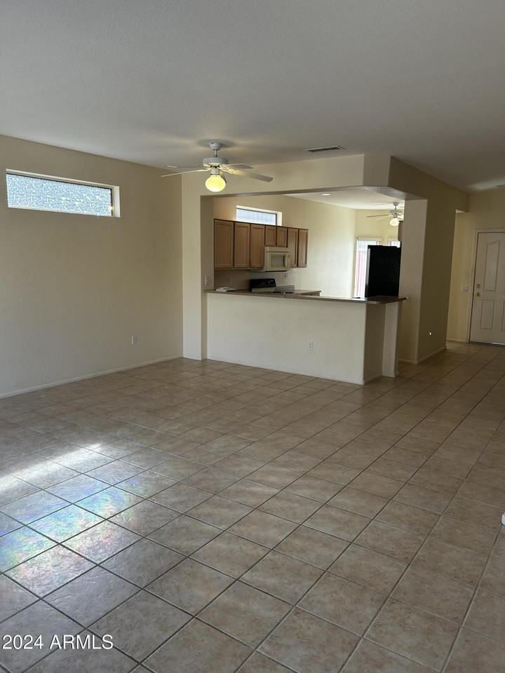 15868 W Arrowhead Dr - Photo 2 of 15