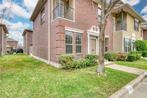 featured image of 136 Forest Dr