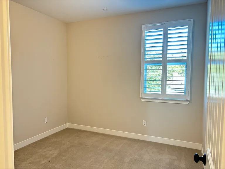 3281 Crocker Dr #1 - Photo 7 of 11